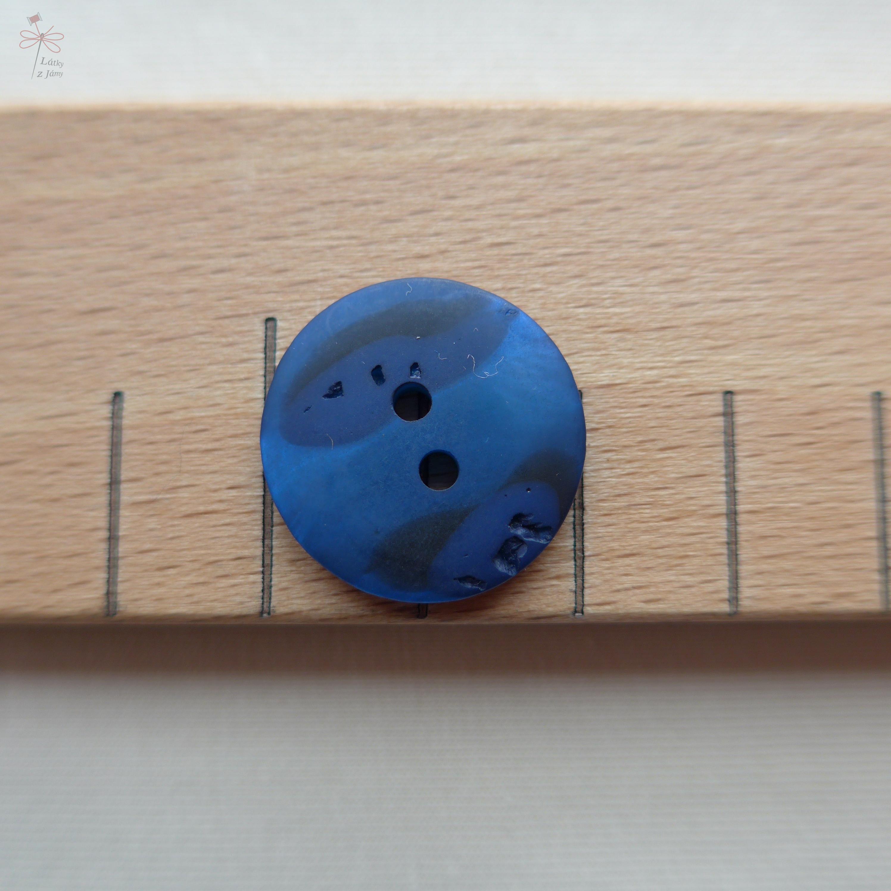 Knoflík tmavě modrý se vzorem- 20 mm