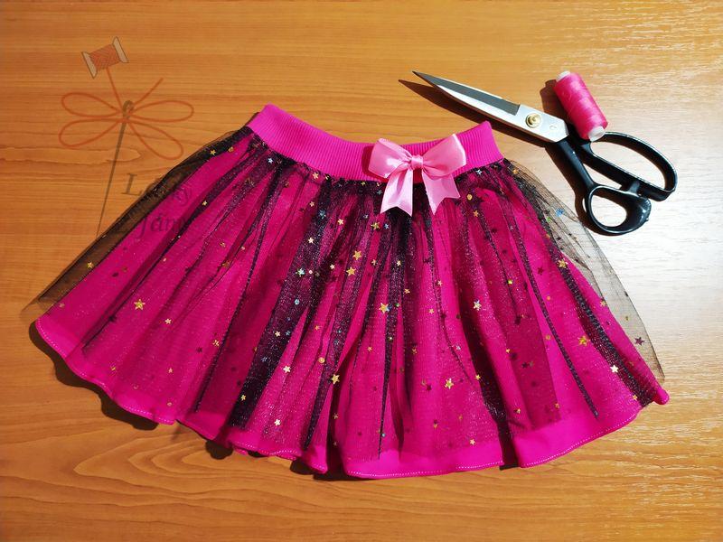 Tyl s hvězdičkami- černý