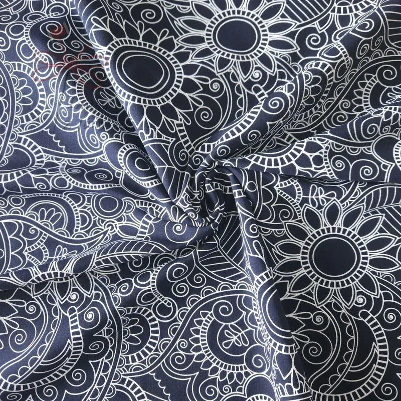 Omalovánky na tmavě zelené