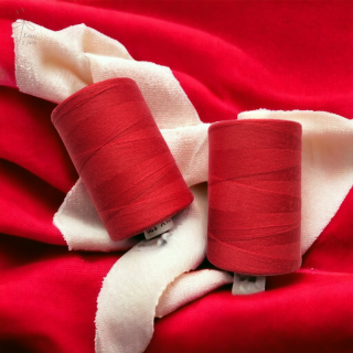 Nitě unilpoly 120- červená jahodová 337