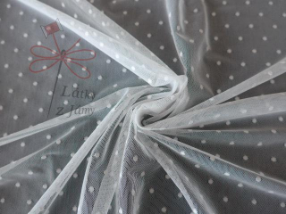 Elastický tyl s puntíky- bílý