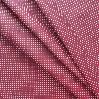 Tečky na bordové (2mm)